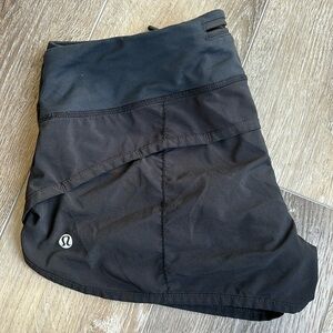 lululemon speed up shorts black size 4